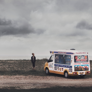 美女换衣裸体❌扒开腿视频
