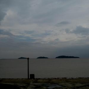 美女换衣裸体❌扒开腿视频
